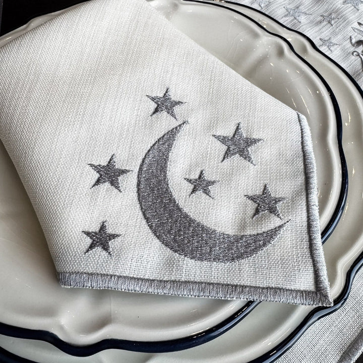 Handcrafted Luxury Silver Embroidered Table Setting Set (18 Pieces for 6) - WAS041