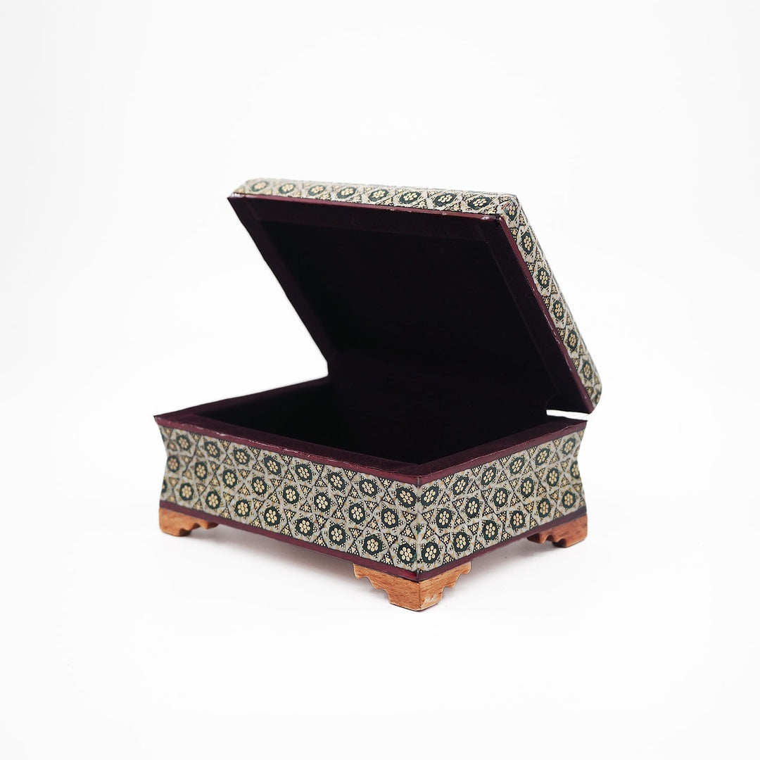Traditional Motif | Handcrafted Hatem-Inlaid Wooden Box - WAAH127