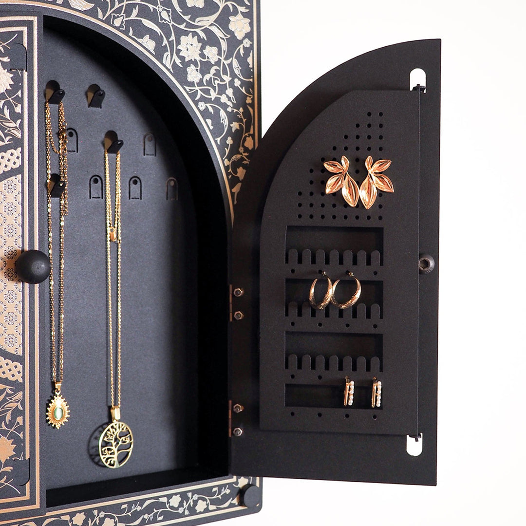 Metal Jewelry Wall Stand - WAMH212